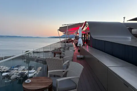 WAVES Rooftop – Rooftop in Neuenburg